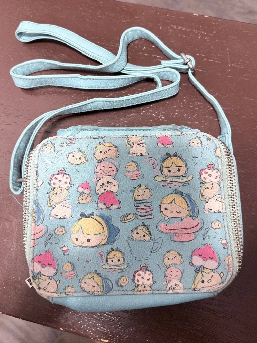 Disney Store Blue Alice in Wonderland Tsum Tsum Crossbody Bag Purse - Picture 1 of 4
